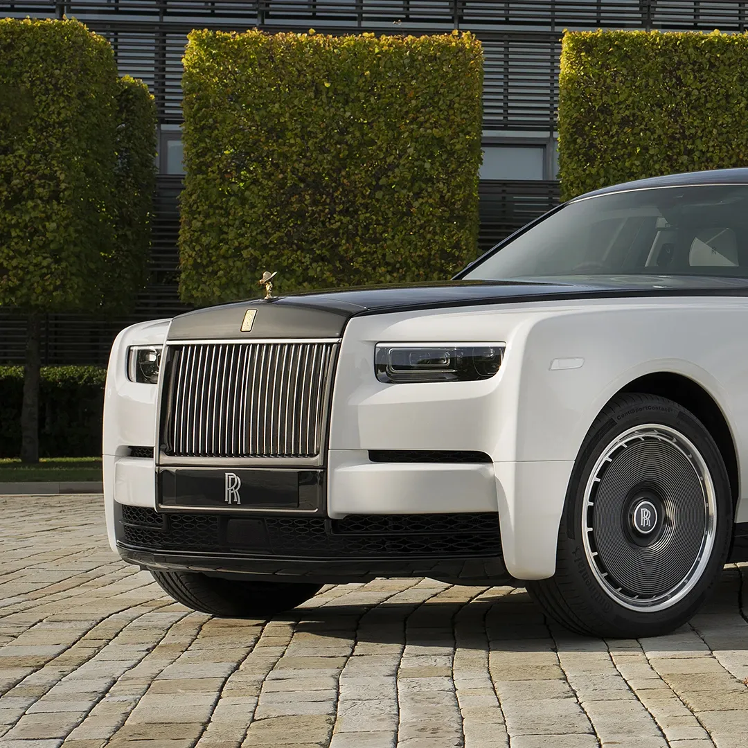 100. Yıla Özel Tasarlanmış Yeni Rolls-Royce İle Tanışın - image 1