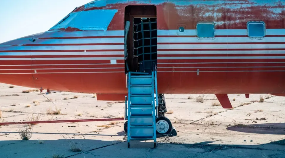 Elvis Presley'in 40 Yıldır Uçmayan Jetinde Bir Tur - image 3